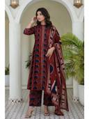 Maroon color option, Currently selected