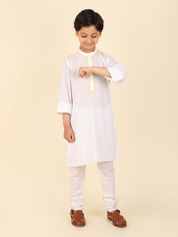 Fabindia - White Cotton Chikankari Long Kurta