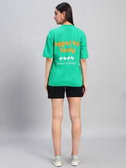Griffel - Women Green Cotton Typography T-Shirt with Shorts