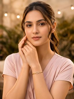 Bdiva - Gold-Plated Infinity Bracelet with Cubic Zirconia