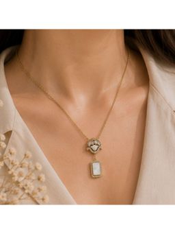 Bdiva - Gold Plated Cubic Zirconia and Mother Of Pearl Chain Pendant