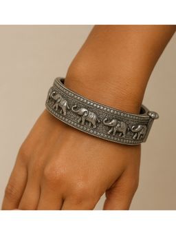 Bdiva - Oxidized Elephant Statement Bangle