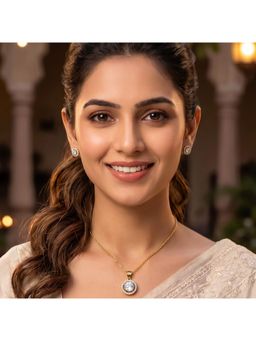 Bdiva - Gold Plated Solitaire Halo Style Pendant and Earrings Set