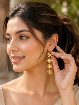 Bdiva - Gold Plated Snowflake Earrings