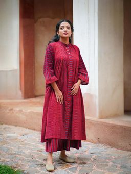Laado - Mishika Madder Red Ajrakh Kurta