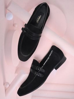 Cobblerz - Men Black Solid Loafers