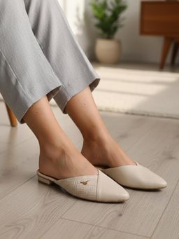 Monrow - Women Rynna Cream Mules Heels