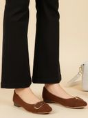 Brown color option, Currently selected