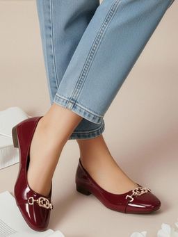 ELLE - Women Maroon Ballerina