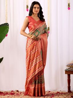Odette - Peach Silk Blend Printed Saree With Unstitched Blouse