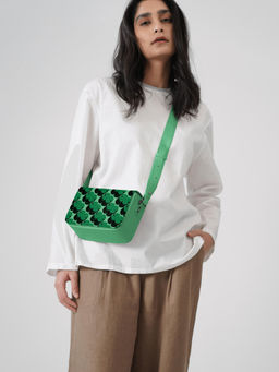 DailyObjects - Green Clover Sol Box Shoulder Bag