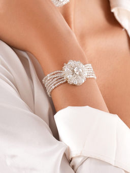 House of D'oro - Handcrafted Designer Elegant and Adjustable Fit Chandni Bracelet