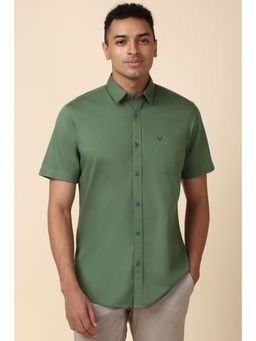 Allen Solly - Men Green Custom Fit Solid Half Sleeves Casual Shirt