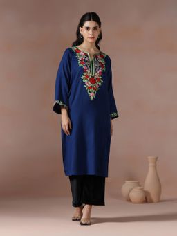 Shree - Winter Women Acrylic Navy Blue Embroidered Kurta