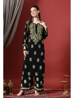 SYRISH - Women Black Green Elegance Handcrafted Rayon Chikankari Kurta with Palazzo