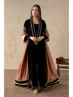 Khushboo & Pankaj - Monarch Black Velvet Kurta With Pant And Dupatta