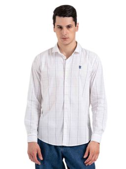Red Tape - Men White Cotton Poly Spandex Checked Loose Fit Shirt