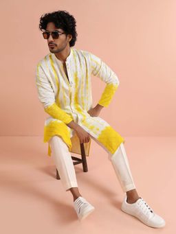 KISAH - Men White and Yellow Chanderi Cotton Kurta with Trouser