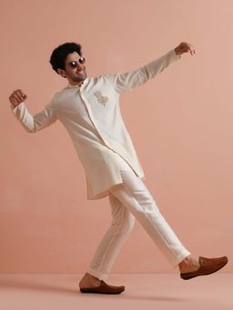 KISAH - Men Cream Embroidered Cotton Kurta with Trouser