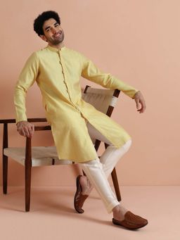 KISAH - Men Yellow Silk Blend Kurta with Trouser