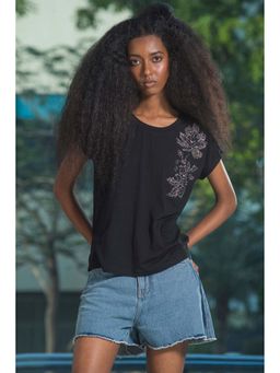 Virgio - Women Black Embellished T-shirt