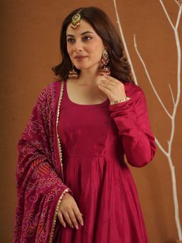 ONEWE INDIA - Heer Pink Silk Bandhej Anarkali Kurta With Pant And Dupatta