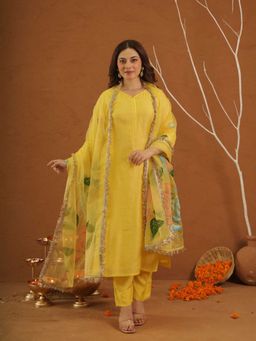 ONEWE INDIA - Suroor Yellow Chanderi With Hand Paint Kurta With Pant And Dupatta