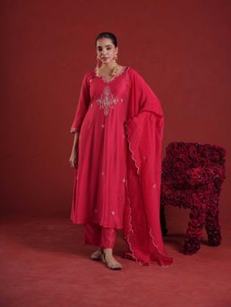 ONEWE INDIA - Red Chanderi A-Line Embroidered Kurta with Pant and Dupatta