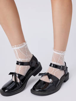 Cider - Lace Trim Women's Breathable Mesh Crew Socks White