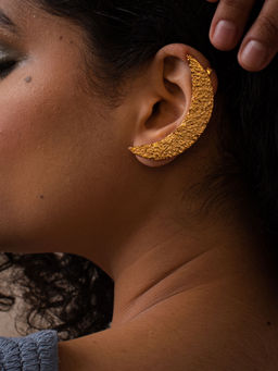 TANN TRIM - Crescent Moon Earcuff 18 Kt Gold Plated Earrings for Women