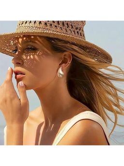 Salty - Teardrop Chunky Silver Studs Earrings