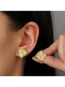 Gold color option, Currently selected