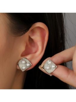 Salty - Mystic Moonbeam Earrings - Silver