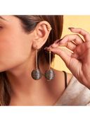 Black color option, Currently selected