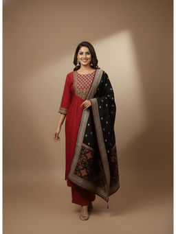 SPAN - Women Maroon Festive Kurta with Pant and Dupatta