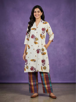 SPAN - Women Ivory Casual Kurta with Pant