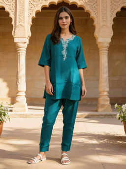 Rangita - Women Teal Embroidered Kurta with Pant