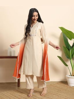 Sarvaa by Kriti - Ivory Sej Embroidered Kurta and Pant