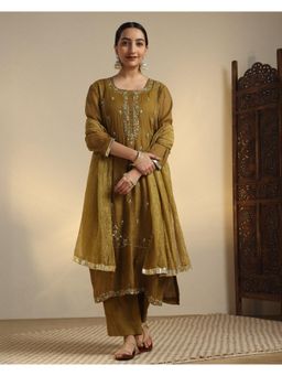 Sarvaa by Kriti - Green Prisha Embroidered Kurta and Pant with Dupatta