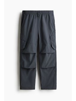 H&M - Men Grey Loose Fit Parachute Cargo Trousers