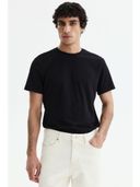 Black color option, Currently selected
