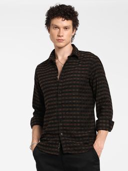 Campus Sutra - Men's Chocolate Brown and Charcoal Black Gingham Shirt