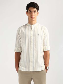 Arrow Sports - Men's Vertical Striped Mandarin Casual Shirt