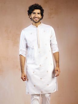 Vastramay - Men White Embroidered Silk Blend Jacquard Long Kurta