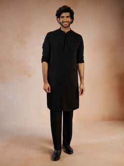 Vastramay - Men Black Solid Imported Suiting Kurta With Pyjama