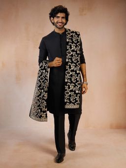 Vastramay - Men Black Solid Imported Suiting Kurta With Pant & Velvet Dupatta