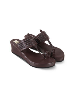 STOFFA - Classic Low K Kolhapuri Brown