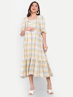 Aaruvi Ruchi Verma - White Check Maternity Dress
