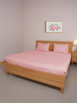 Oyvu - Pink Cotton 300 TC Sateen Step Design Queen Fitted Bedsheet & 2 Pillow Covers (Queen)