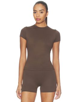 NikeSKIMS - Matte Baby Women's Fitted Crew Neck Short Sleeve Tee Brown